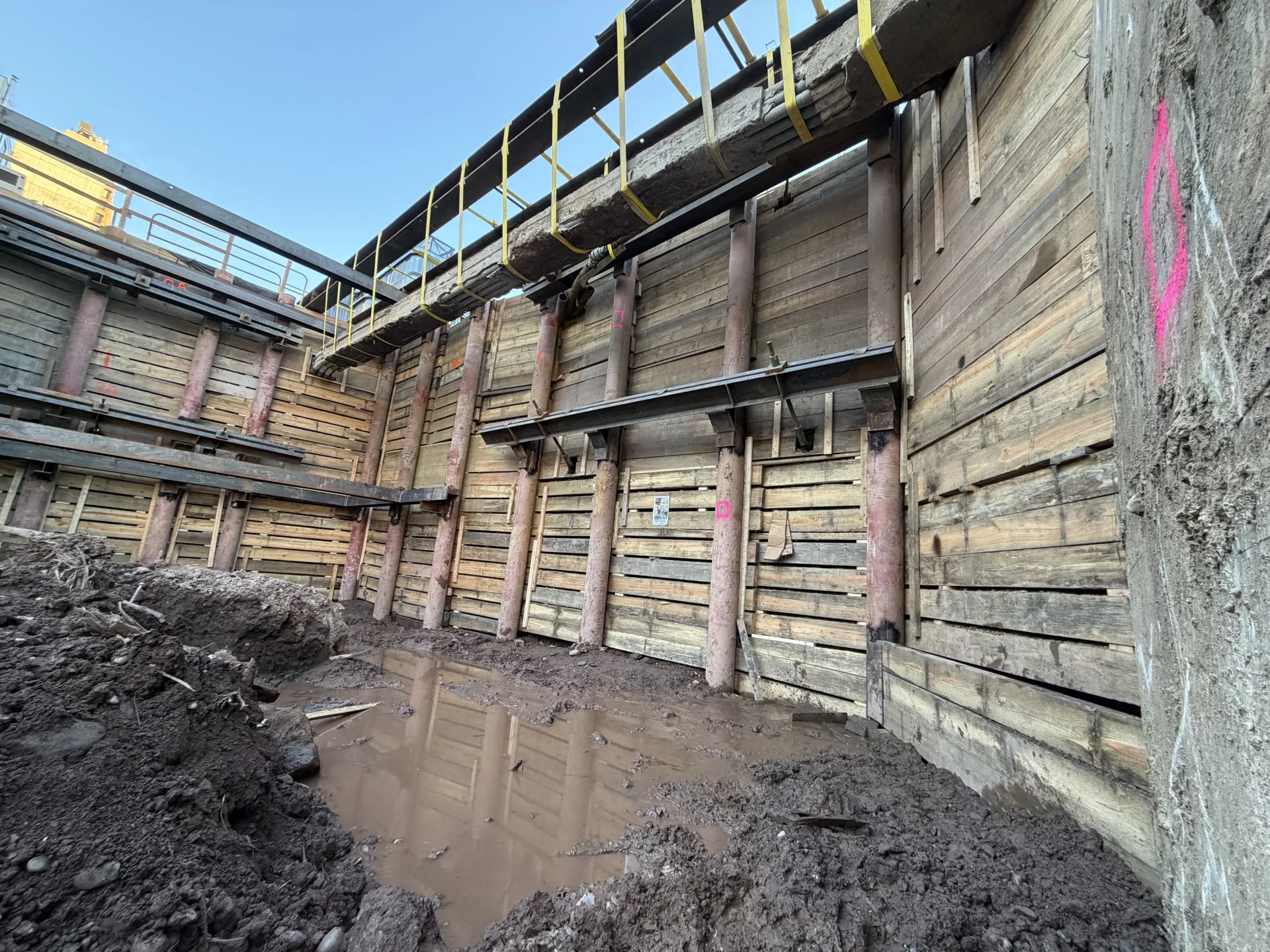 wooden excavation support wall