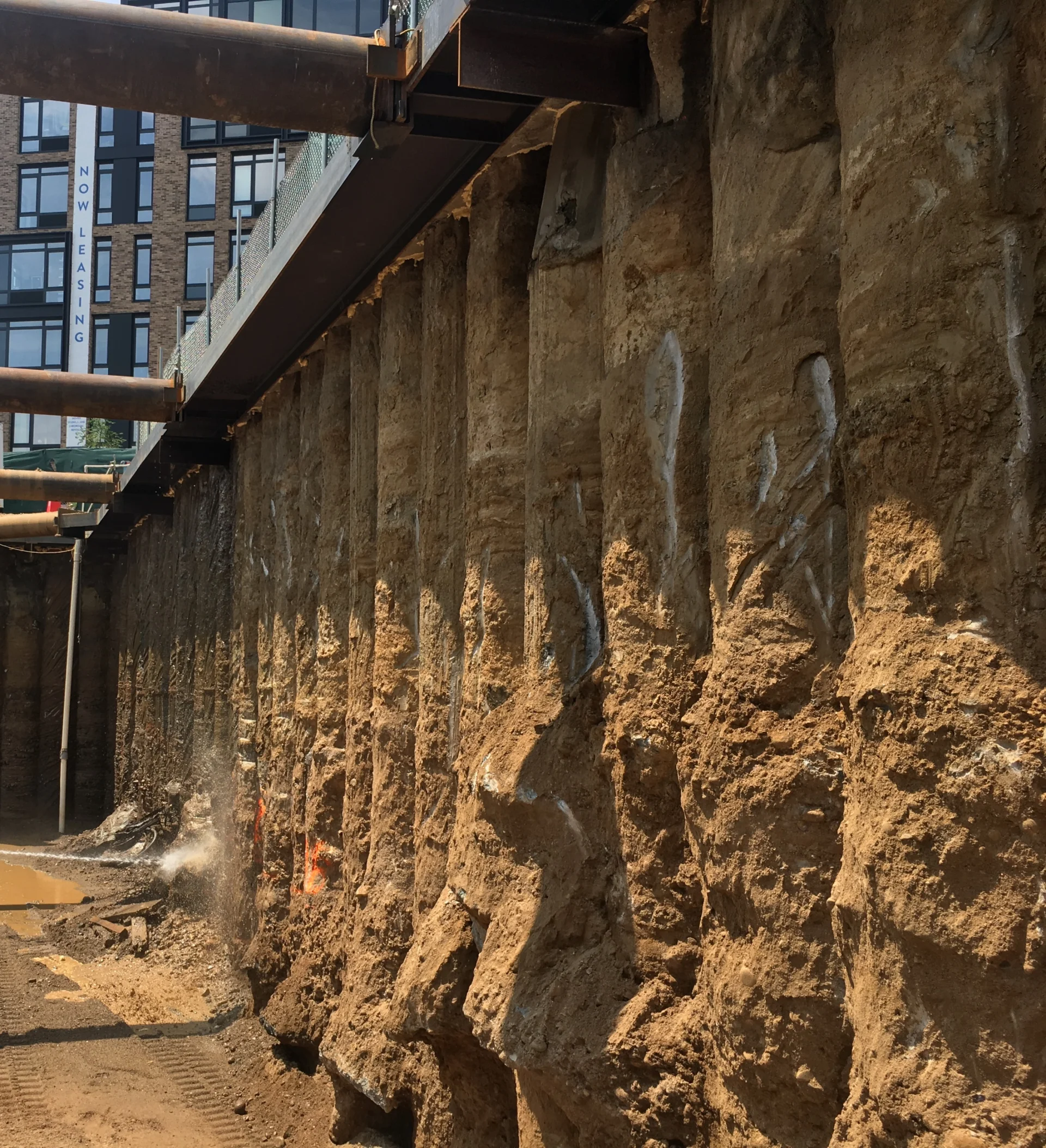 secant wall