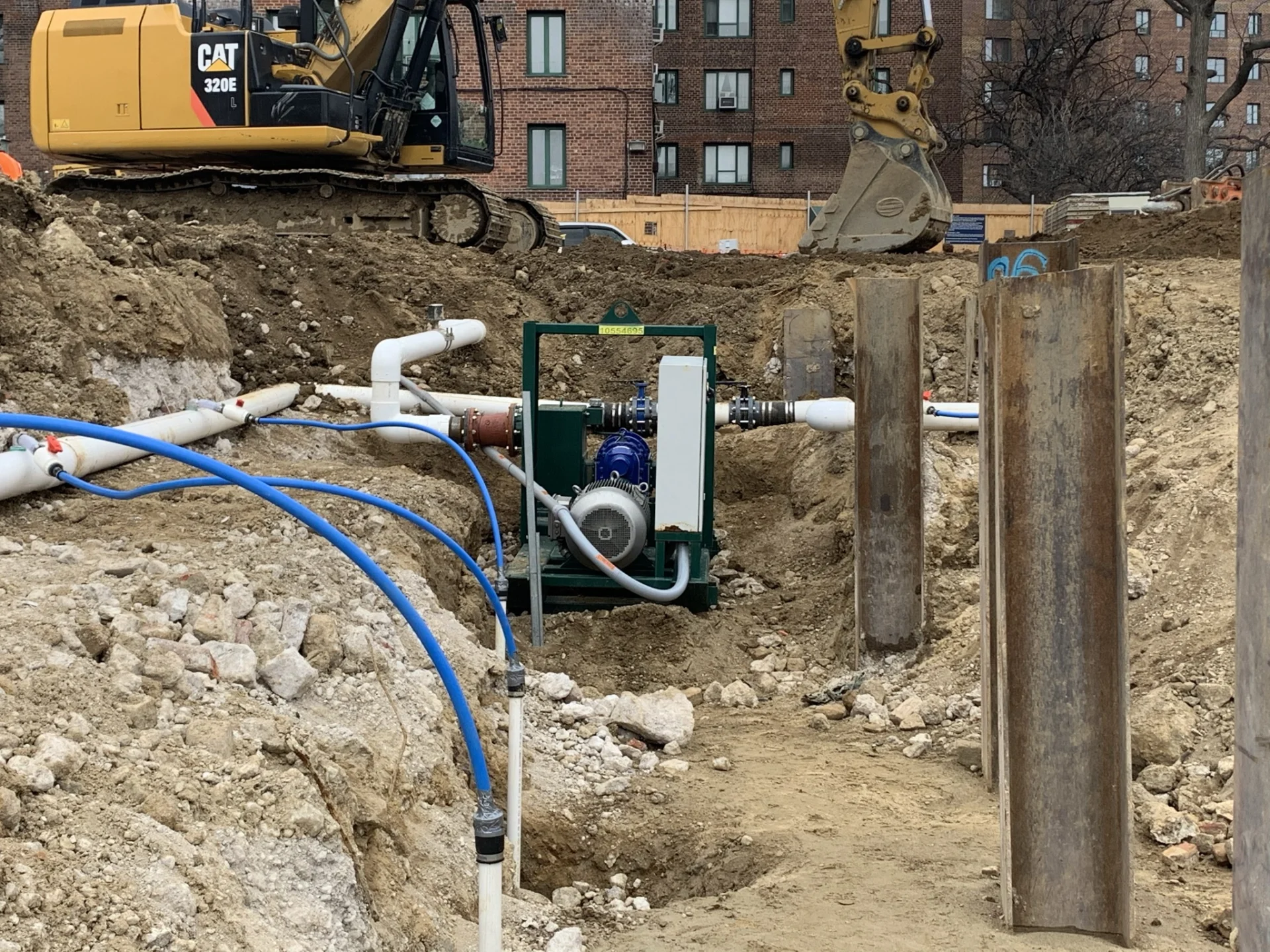 well point dewatering system in dirt